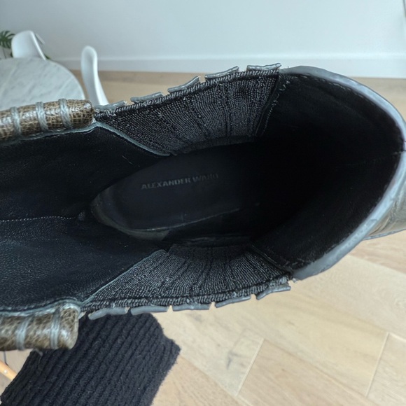 Authentic Alexander Wang Gray Leather Ankle Boots - Picture 5 of 6